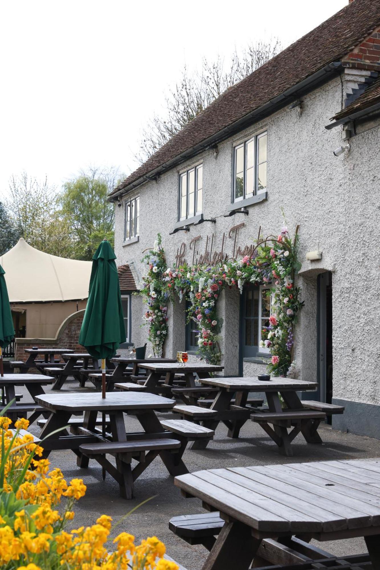 The Tickled Trout Hotel Maidstone Eksteriør billede