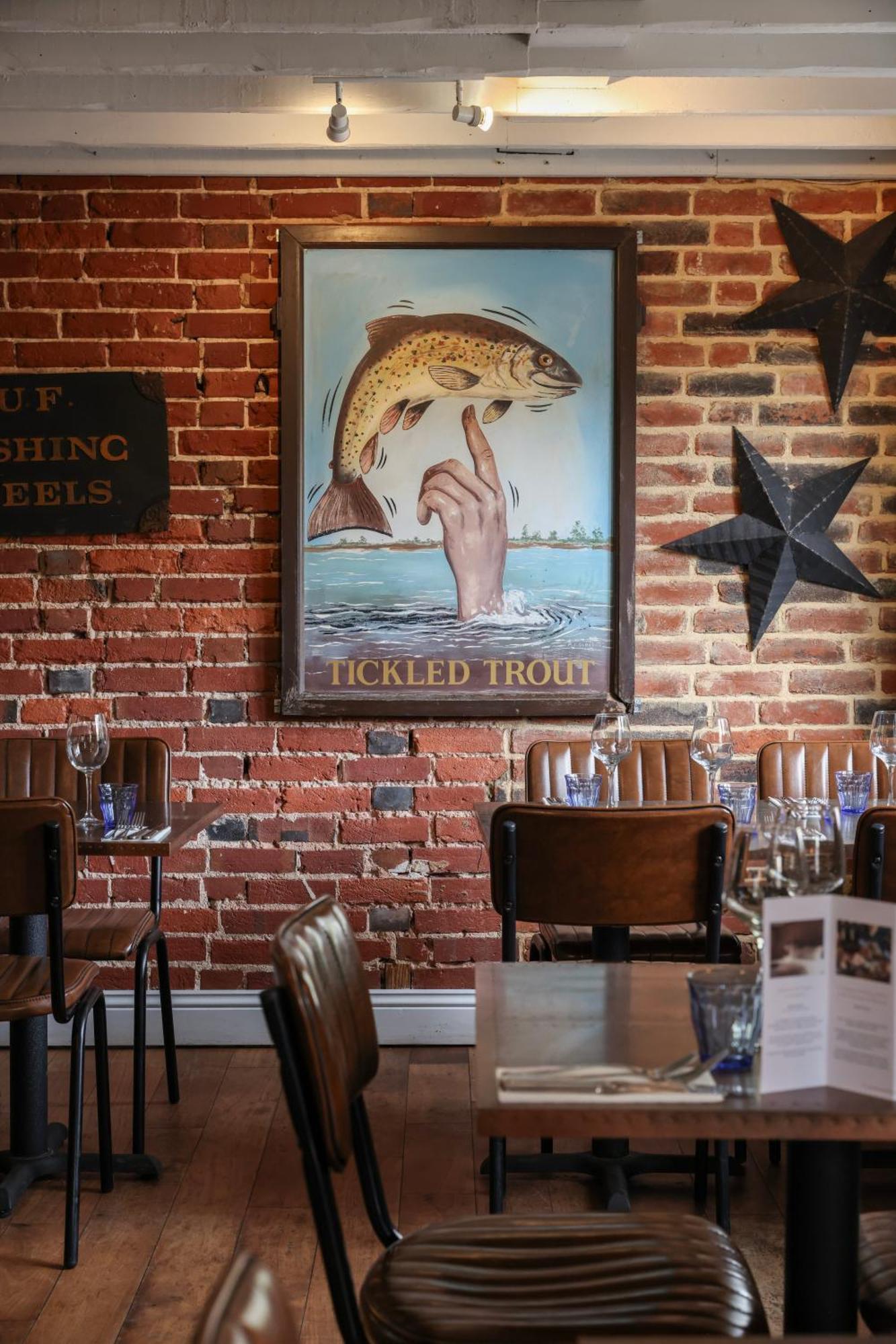 The Tickled Trout Hotel Maidstone Eksteriør billede
