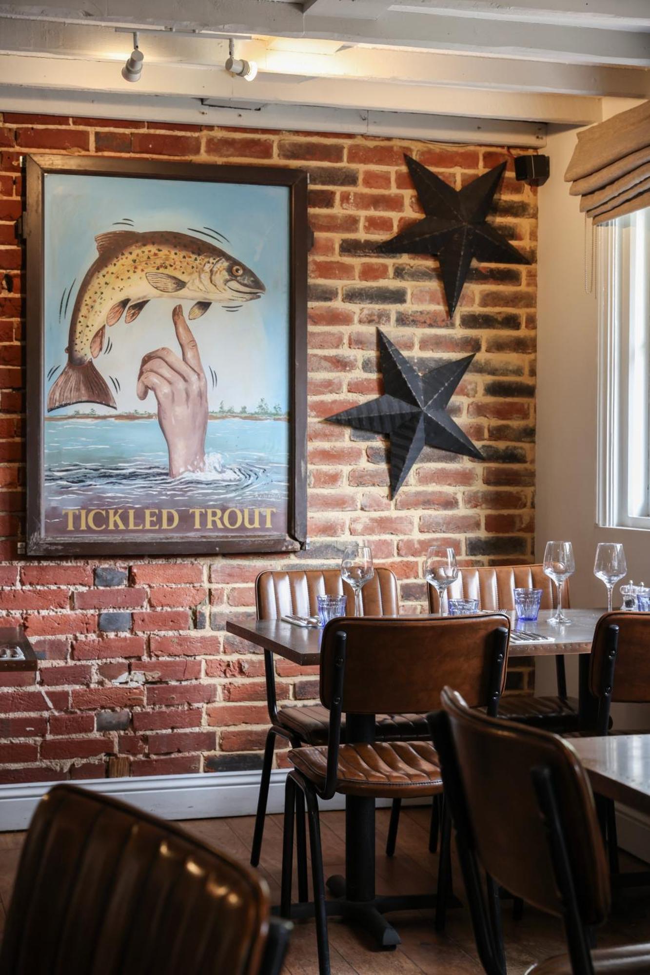 The Tickled Trout Hotel Maidstone Eksteriør billede