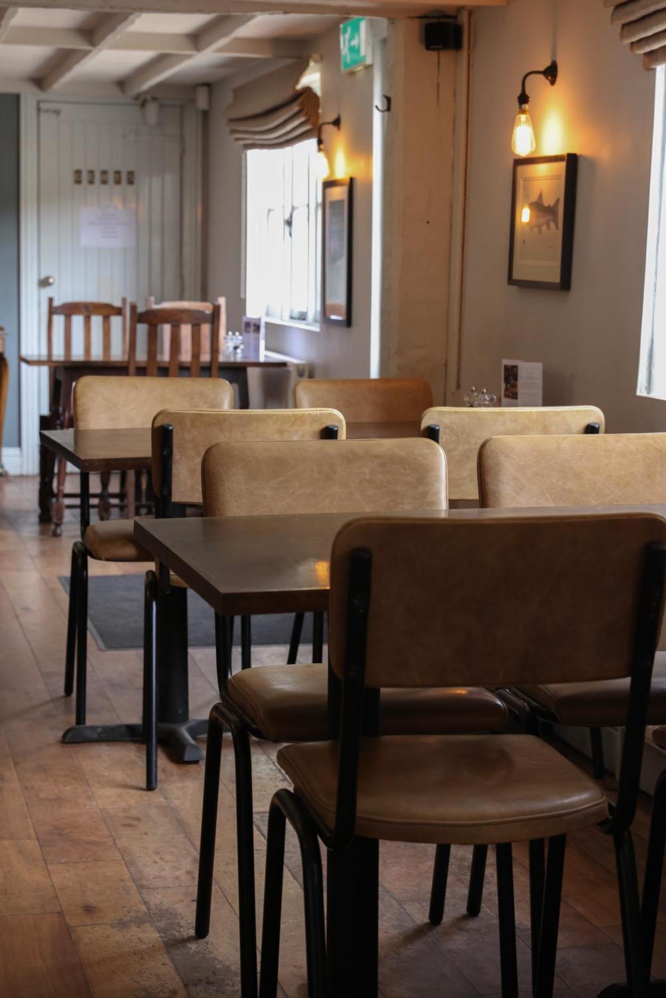 The Tickled Trout Hotel Maidstone Eksteriør billede